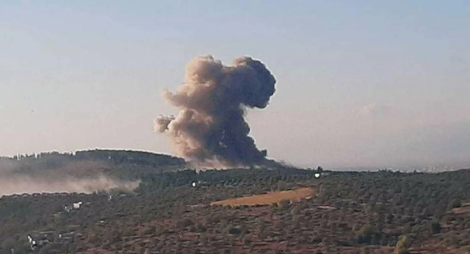 دخان يتصاعد من ريف جسر الشغور بإدلب بعد قصف روسي أمس (أخبار إدلب)