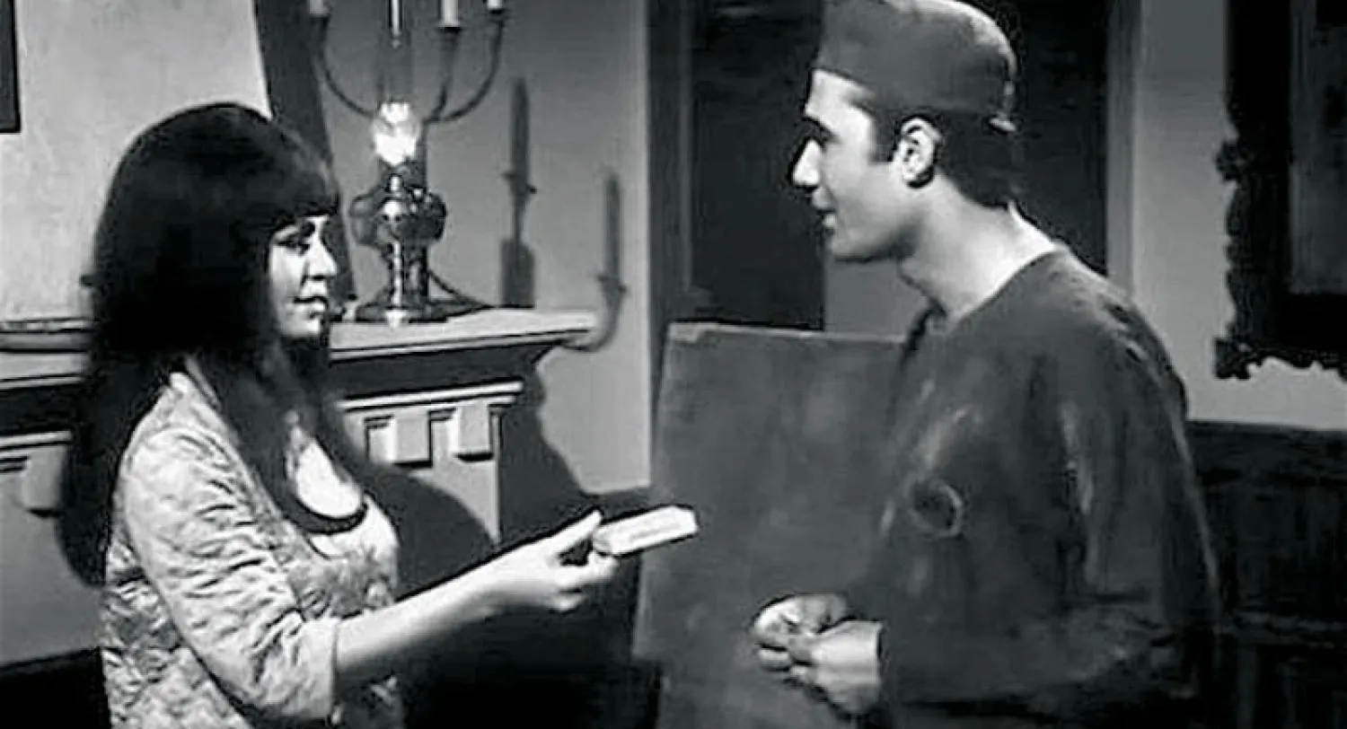 محمود ياسين وسميرة أحمد في «ليل وقضبان»