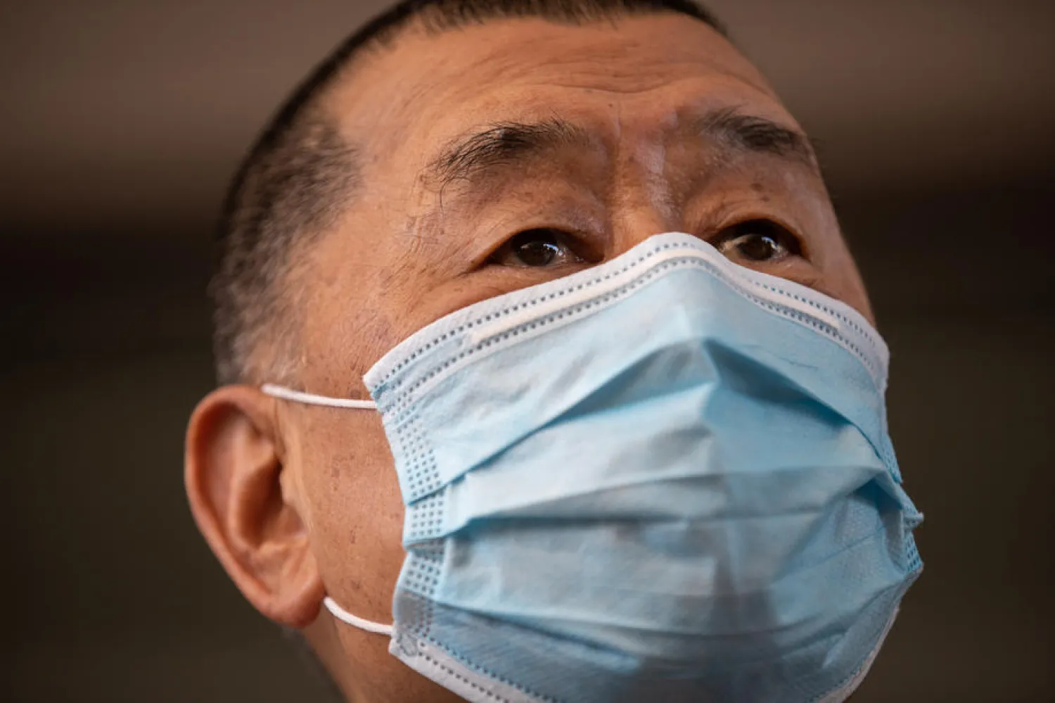 Hong Kong’ta demokrasi yanlısı medya patronu Jimmy Lai'nin ofisine polis tarafından baskın gerçekleştirildi. (İHA) 