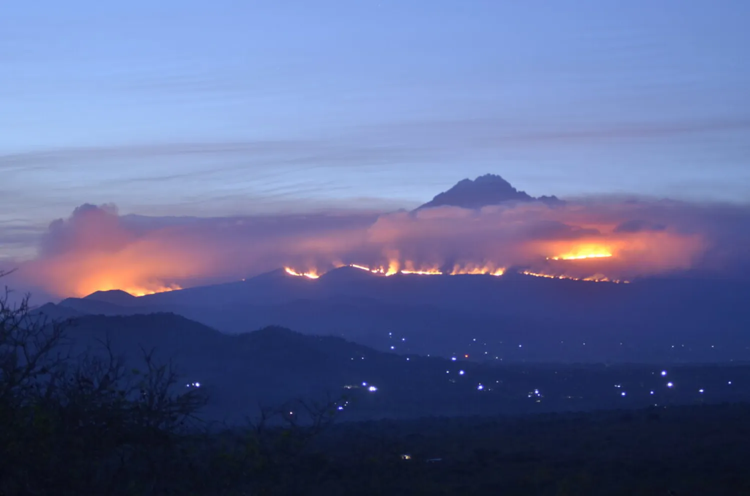 Fires on Slopes of Kilimanjaro Threaten a Diverse Ecosystem