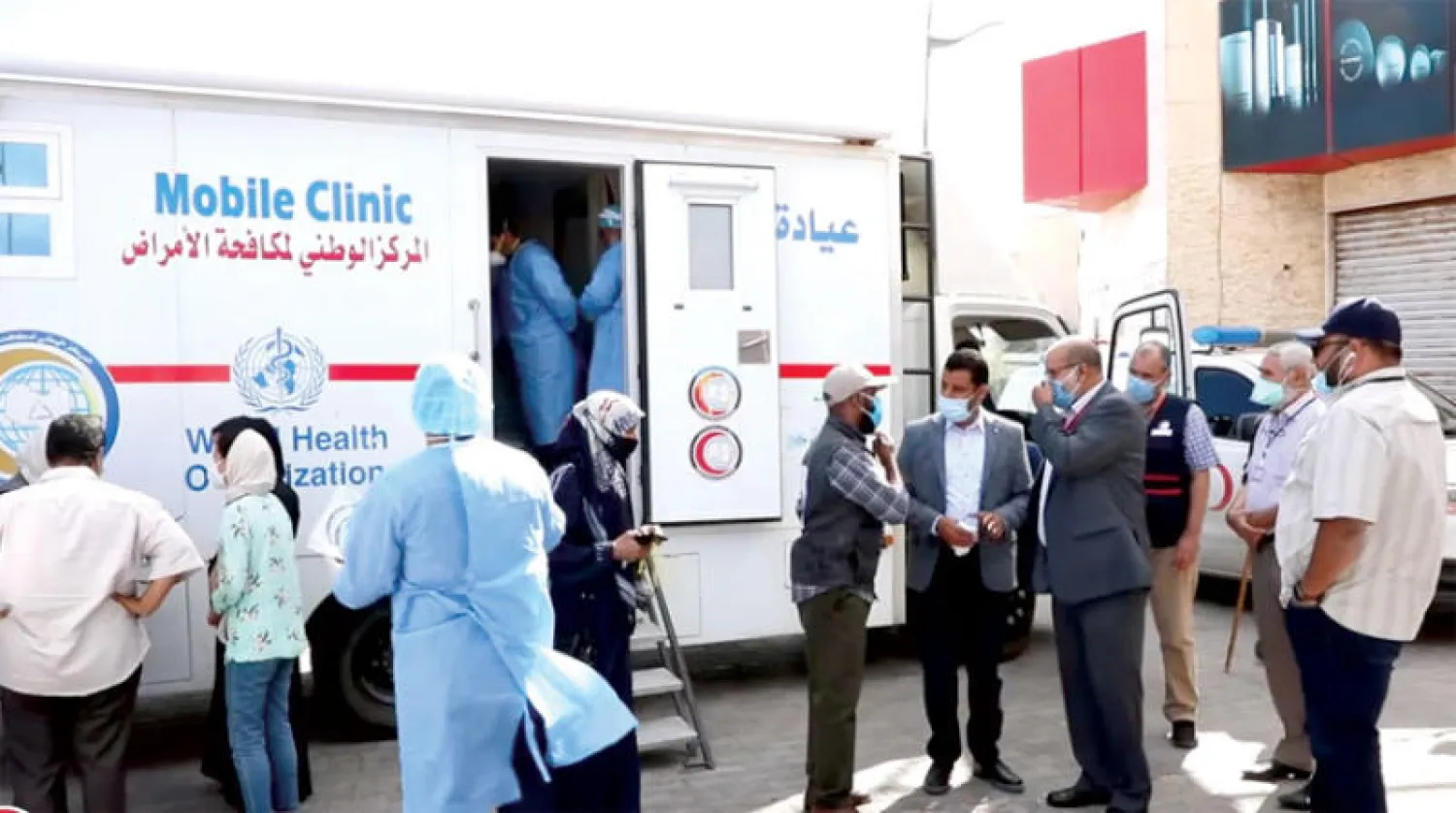 جانب من حملة توعوية سابقة للمركز الوطني في حي أبو سليم بطرابلس (الصورة من المركز الوطني)