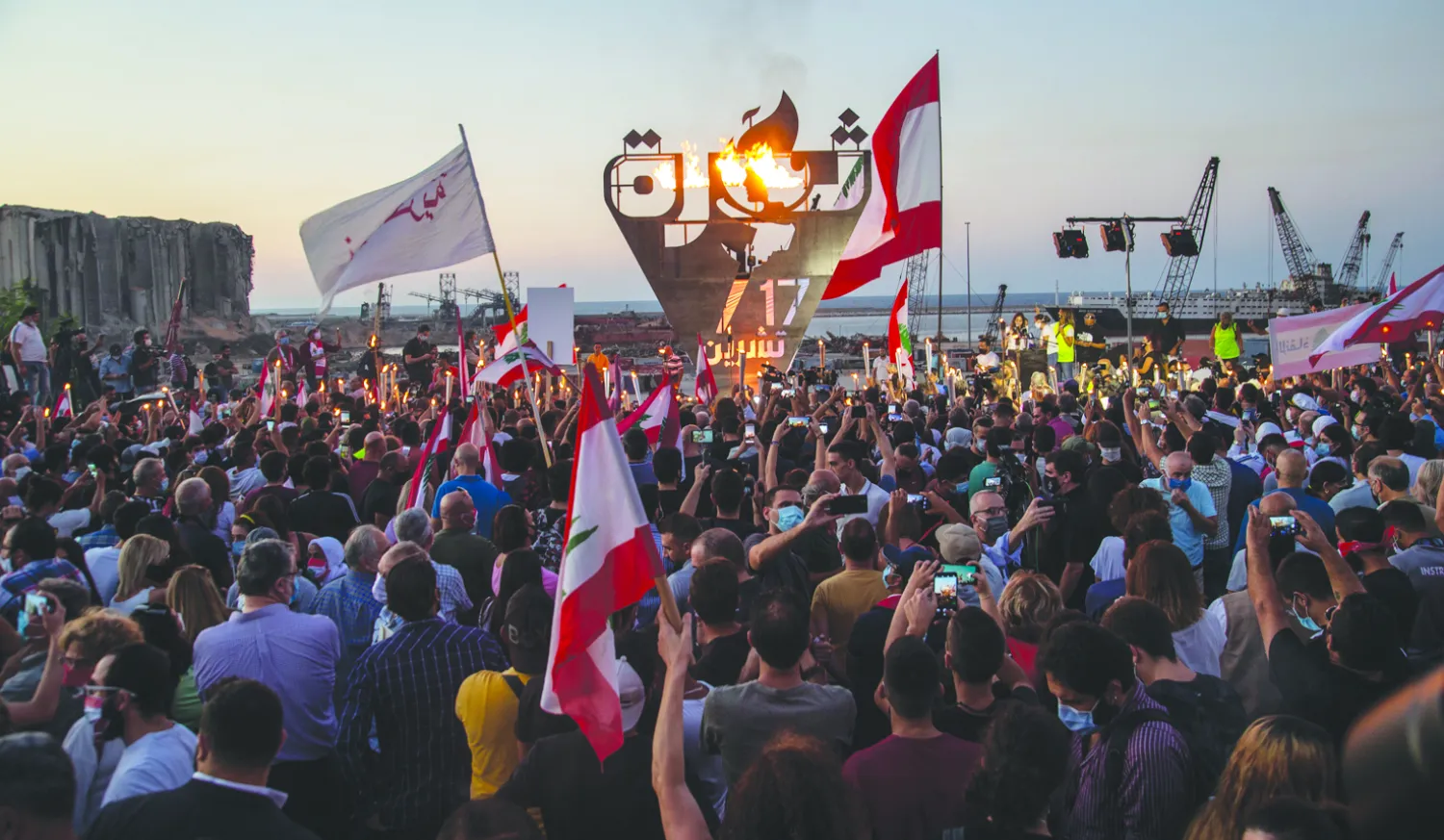  لبنانی‌ها در سالگرد اعتراضات: قیام همچنان ادامه دارد