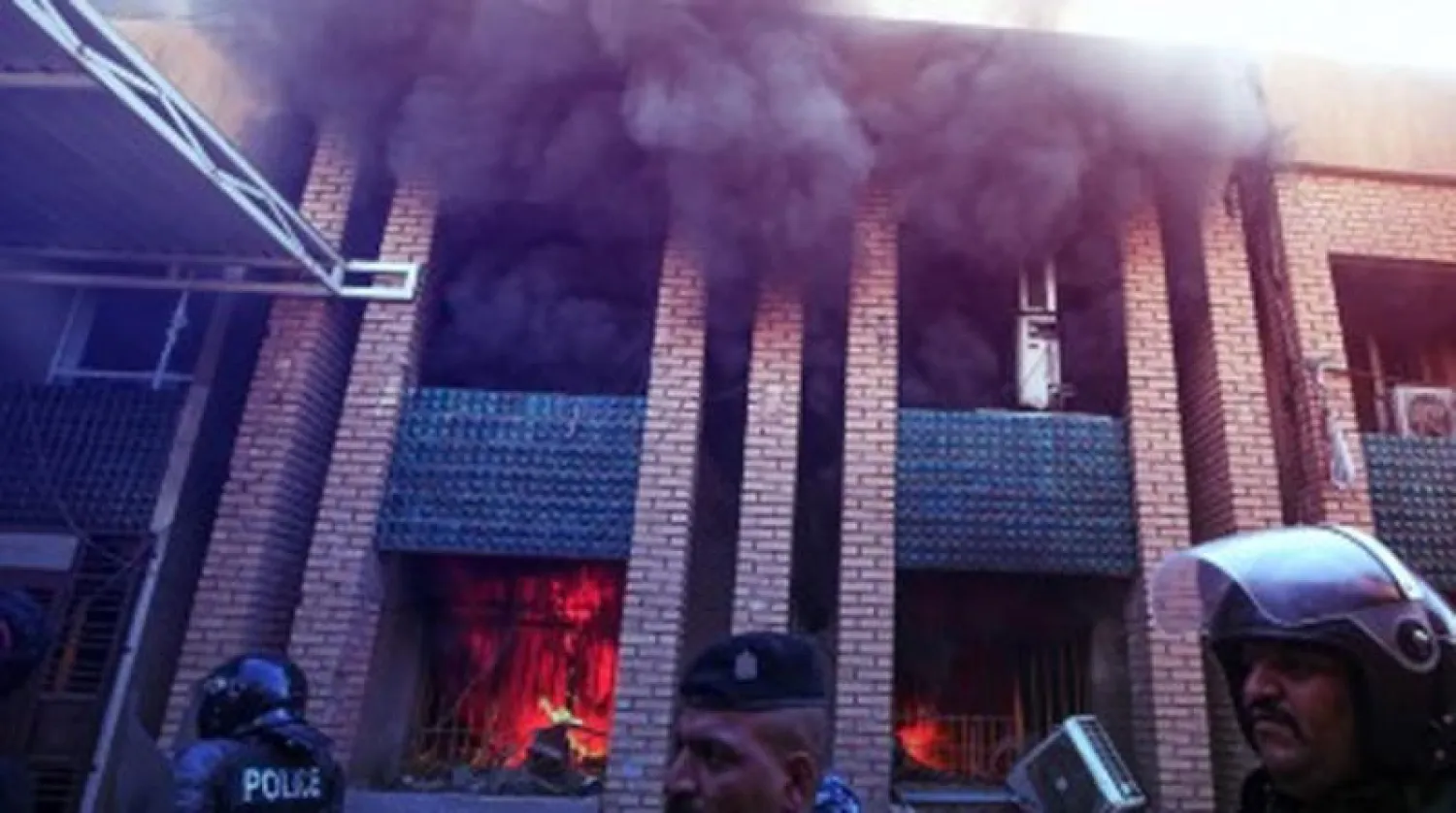 الحرائق التي اندلعت في مبنى الفرع الخامس للحزب الديمقراطي الكردستاني في قلب بغداد