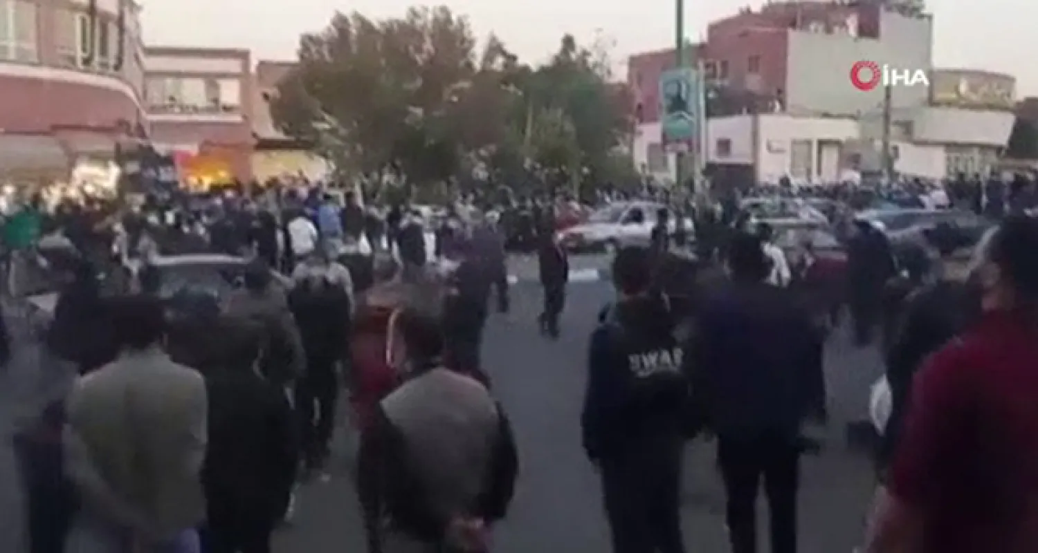 İran’ın Tebriz şehrinde Azerbaycan’a destek gösterisi yapıldı. (İHA)