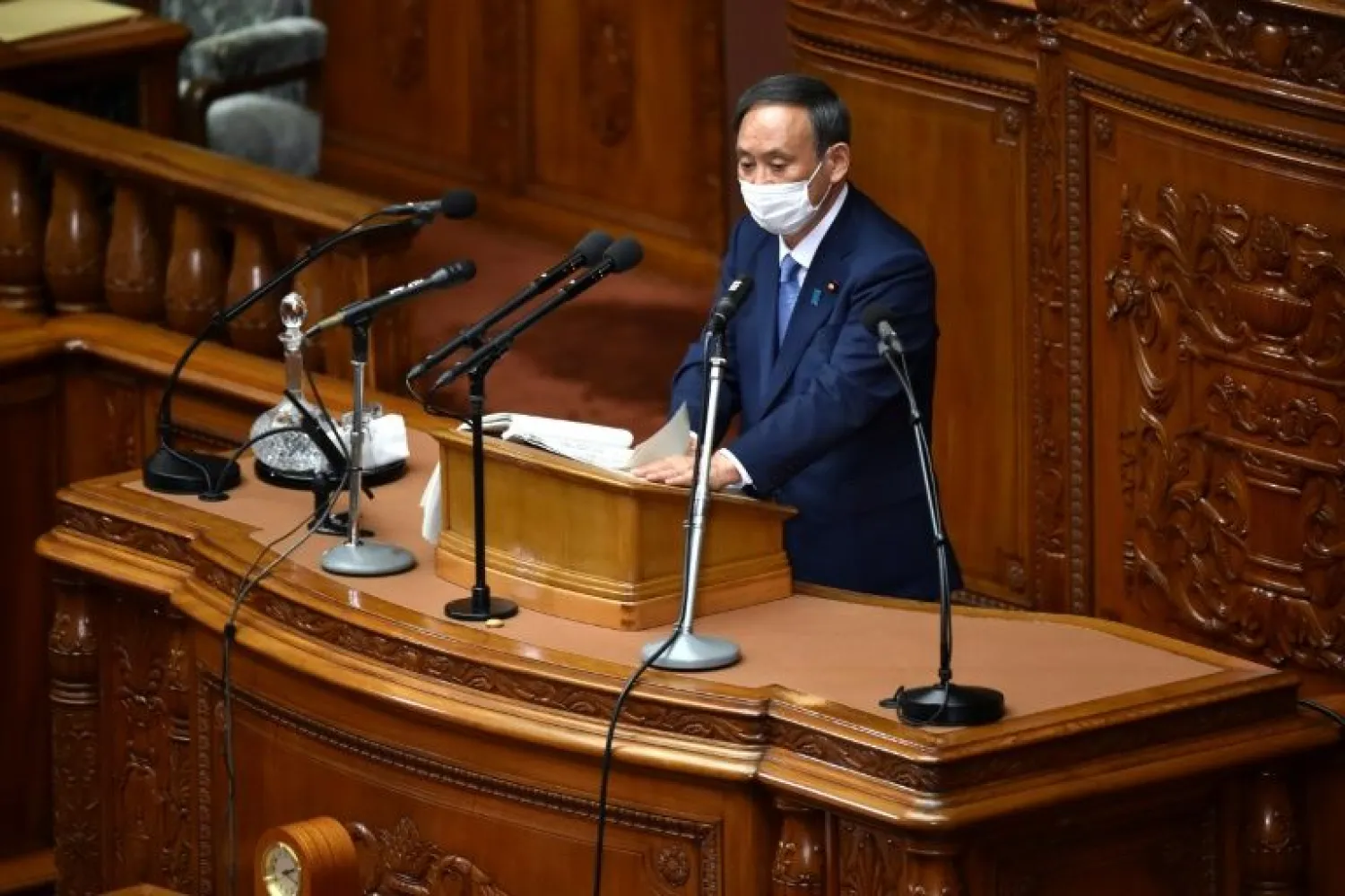 Japan's Prime Minister Yoshihide Suga has set a 2050 deadline for the world's third-largest economy to become carbon neutral | Photo: AFP