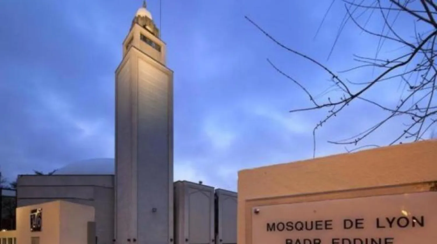 مسجد في مدينة ليون الفرنسية (أرشيفية - رويترز)