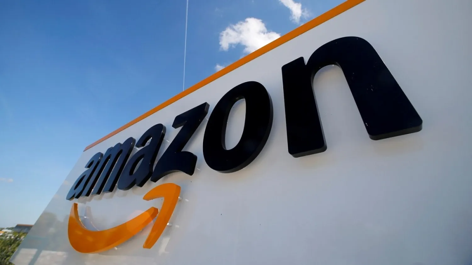 Amazon.com Inc’s long-awaited launch of its Swedish website on Wednesday was marred by glitches and translation errors. (Reuters_