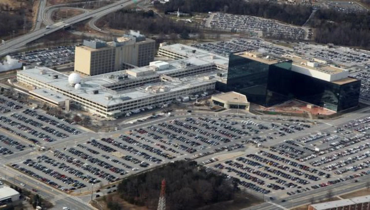 FILE PHOTO: FILE PHOTO: An aerial view of the National Security Agency (NSA) headquarters in Ft. Meade, Maryland, US January 29, 2010. REUTERS/Larry Downing/File Photo/File Photo
