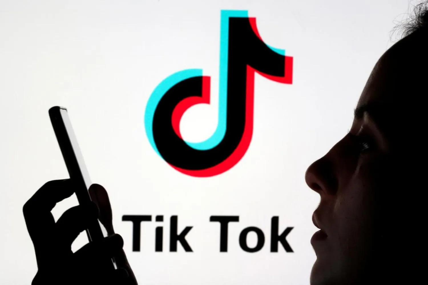TikTok, Trump'ın uygulamaya yönelik yasaklarıyla da gündeme gelmişti (Reuters)