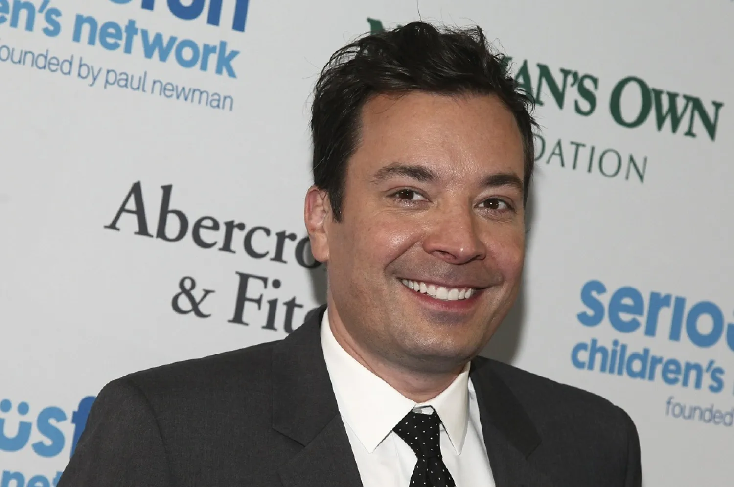 NBC extends Jimmy Fallon's 'Tonight Show' contract. (AP file photo)