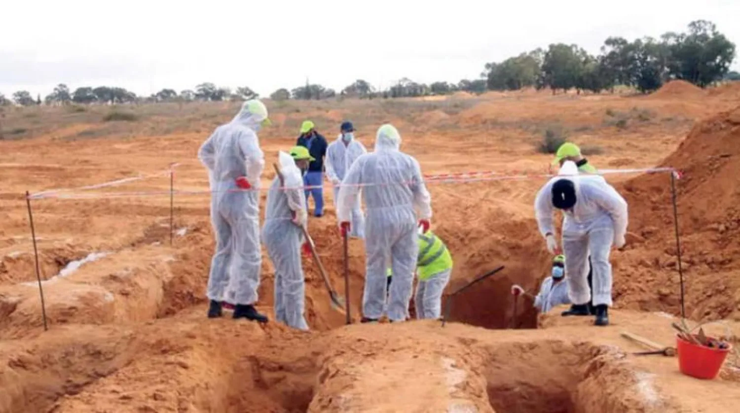 Tarhuna’da yeni bir toplu mezar arayışından bir görüntü (Kayıp Kişilerin Aranması ve Tespiti Genel Müdürlüğü)
