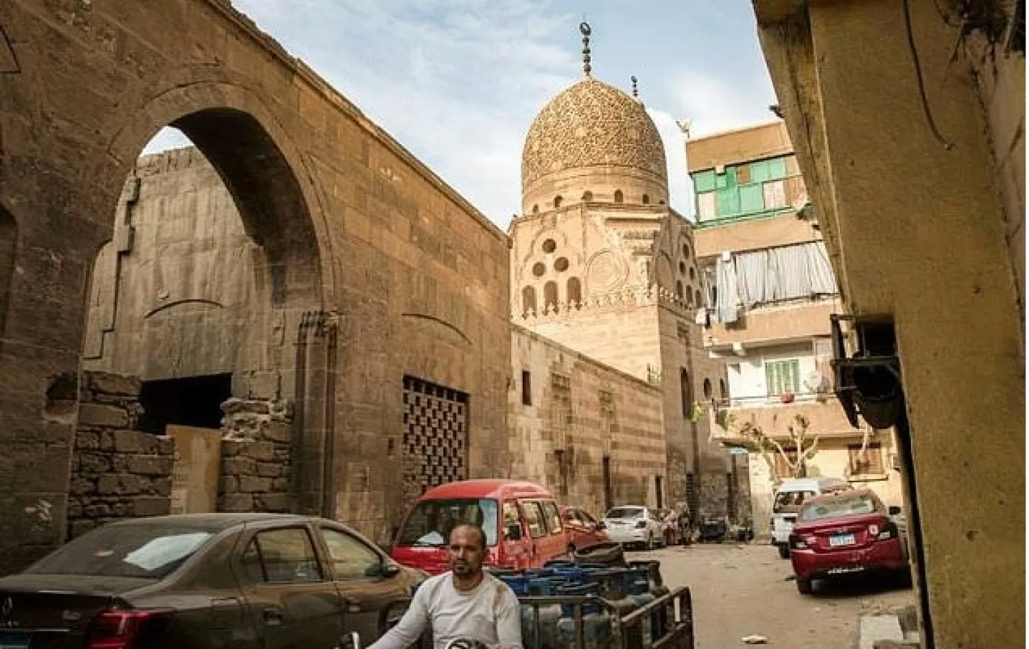 From the Mamluk period, the celebrated Sultan Qaitbay mosque -- featured on Egypt's one-pound notes -- is surrounded by monumental tombs, dusty alleys and informal housing. AFP