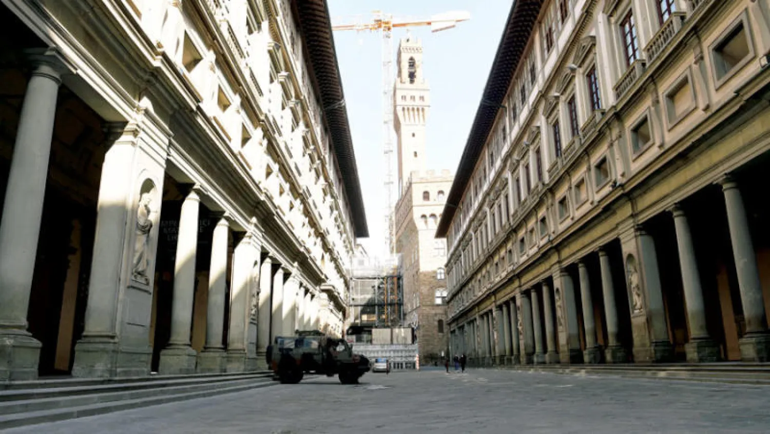 يتوقع أن تحتاج الحكومة الإيطالية إلى إنفاق 10 مليارات يورو كمساعدات شهرية خلال فترة الإغلاق الثاني (رويترز)