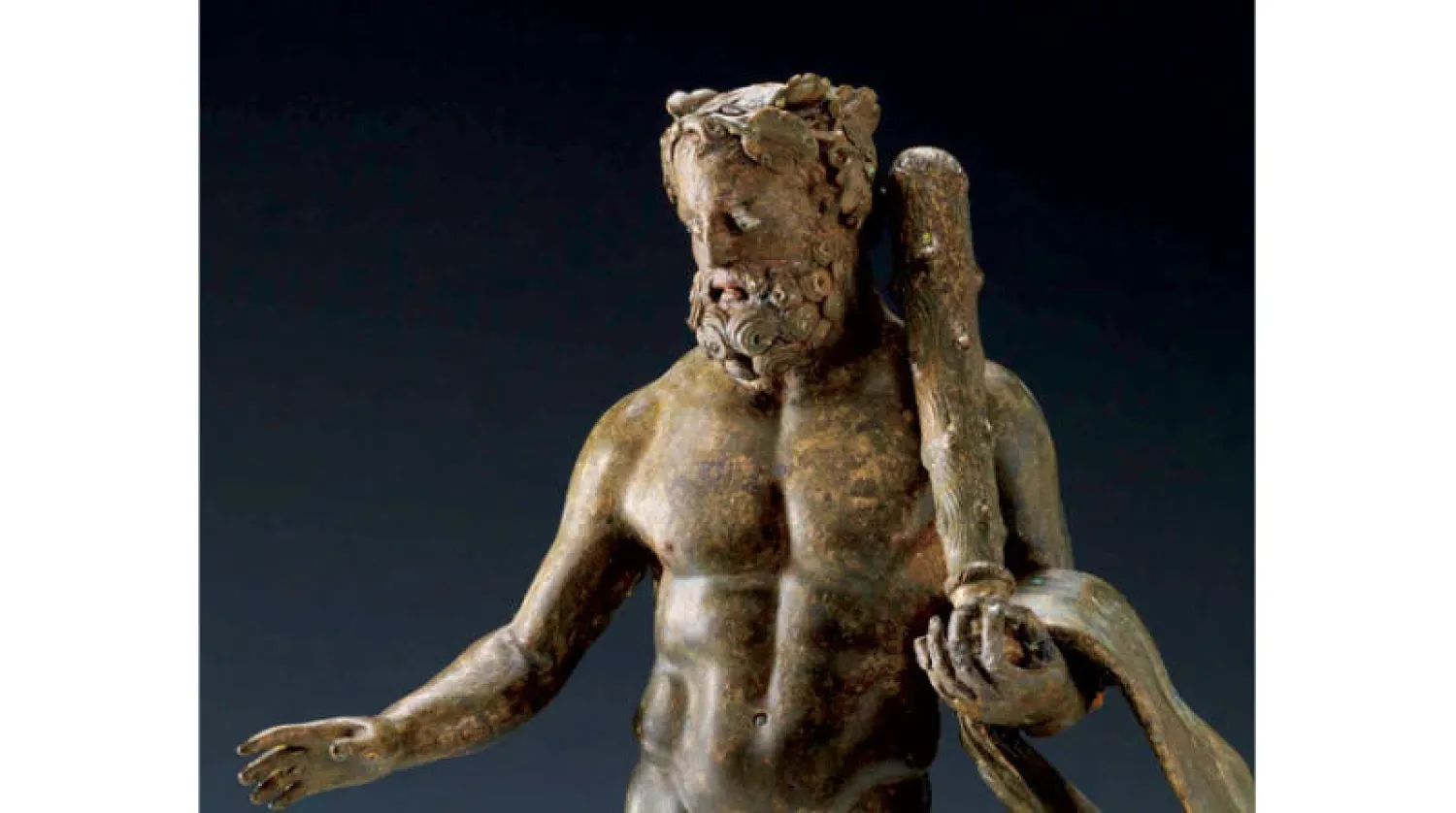 تمثال مصنوع من البرونز لـ(هرقل) من حضارة الفاو