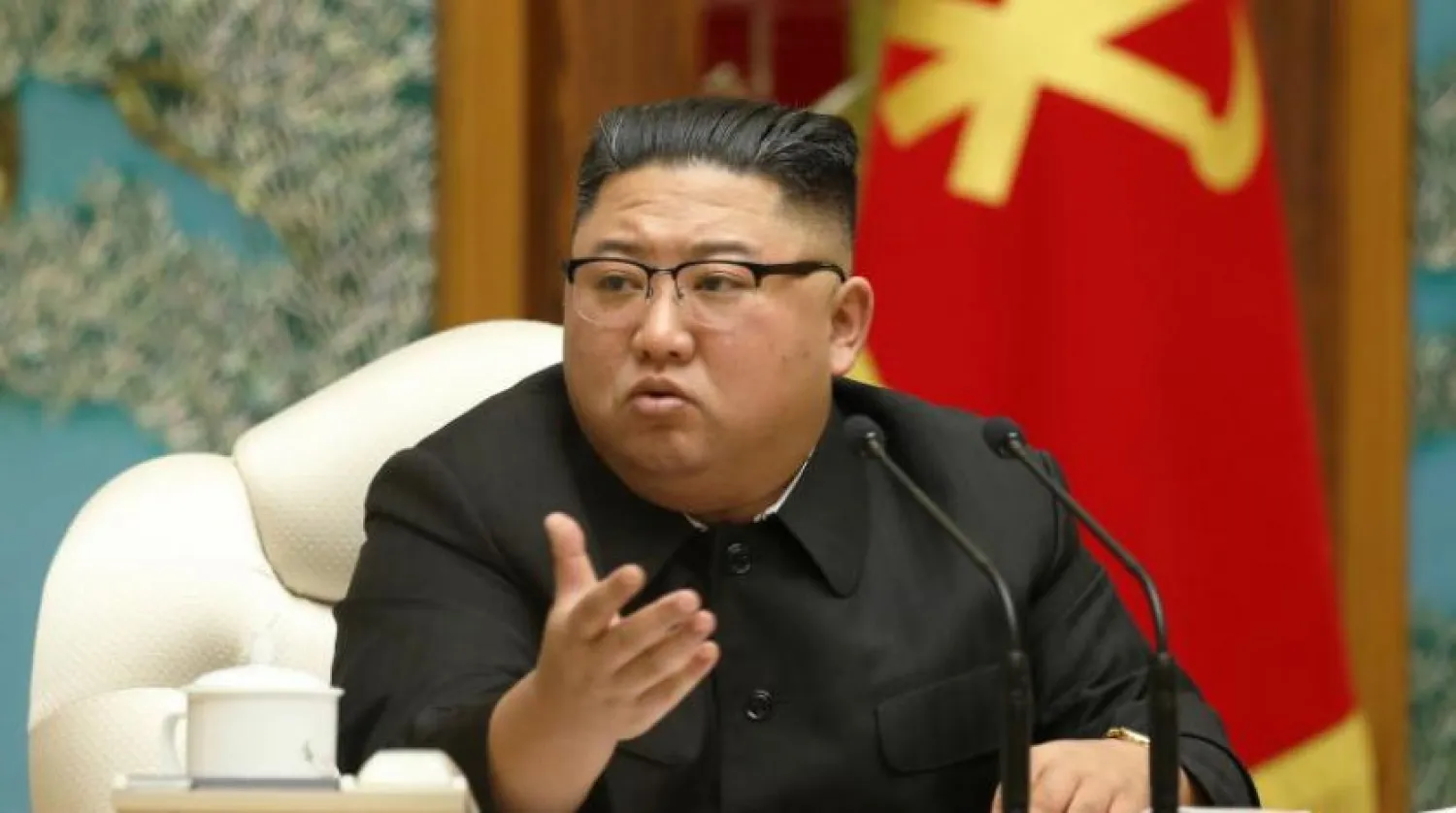 Kuzey Kore lideri Kim Jong-un, İşçi Partisi toplantısına başkanlık ediyor (EPA)