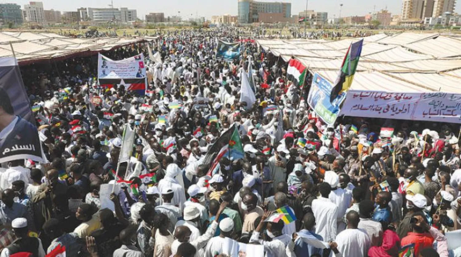 Sudan halkı, 15 Kasım’da Hartum’daki silahlı hareketlerin geri dönüşünü kutladı (EPA)