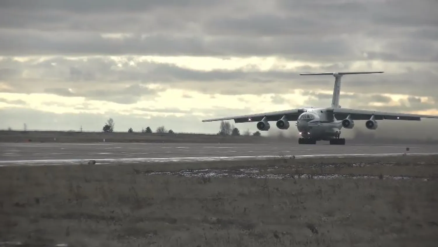 Rusya'nın, Dağlık Karabağ'a uçakla nakliye sayısı 170'i aştı