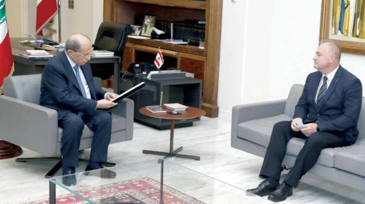 عون استقبل سفير روسيا ألكسندر روداكوف أمس وتسلم منه رسالة من الرئيس بوتين (الرئاسة اللبنانية)