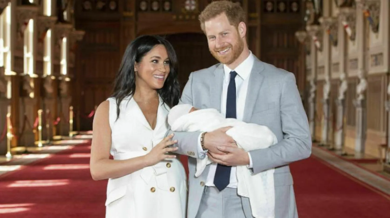 İngiltere Prensi Harry, eşi Meghan Markle ve oğulları Archie (AP) 