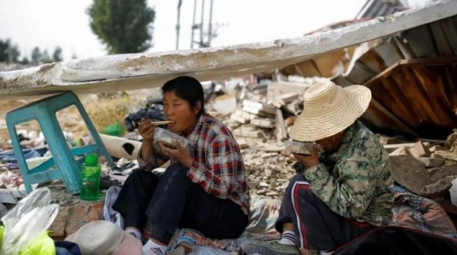 Çalışma, önümüzdeki on yıl içinde 44 milyon insanın daha yoksulluk sınırının altına düşeceğini ortaya koyuyor (Reuters-Arşiv)