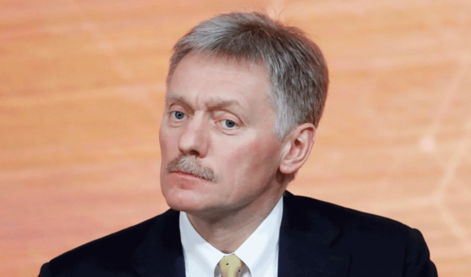 Kremlin spokesman Dmitry Peskov listens during Russian President Vladimir Putin's annual end-of-year news conference in Moscow, Russia December 19, 2019. (REUTERS)
