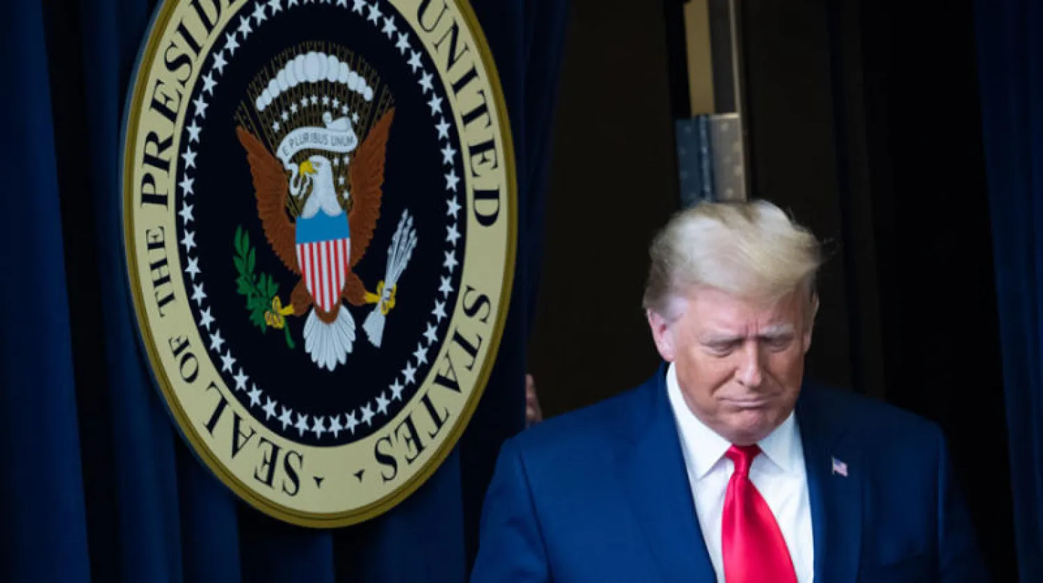 ترمب لدى مشاركته في قمة حول لقاح «كورونا» الثلاثاء الماضي في واشنطن (أ.ف.ب)