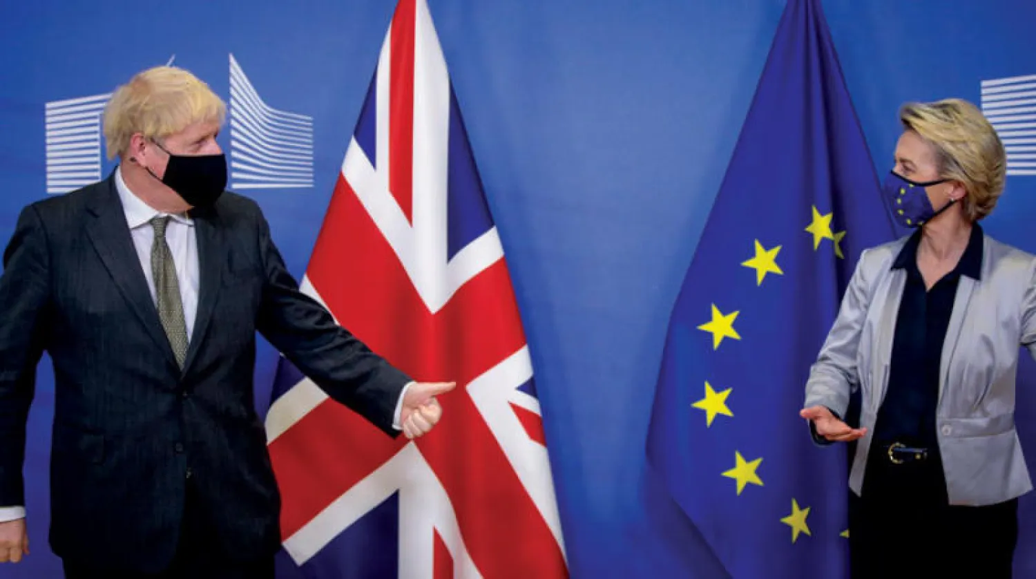 رئيس الحكومة البريطانية ورئيسة المفوضية الأوروبية (إ.ب.أ)