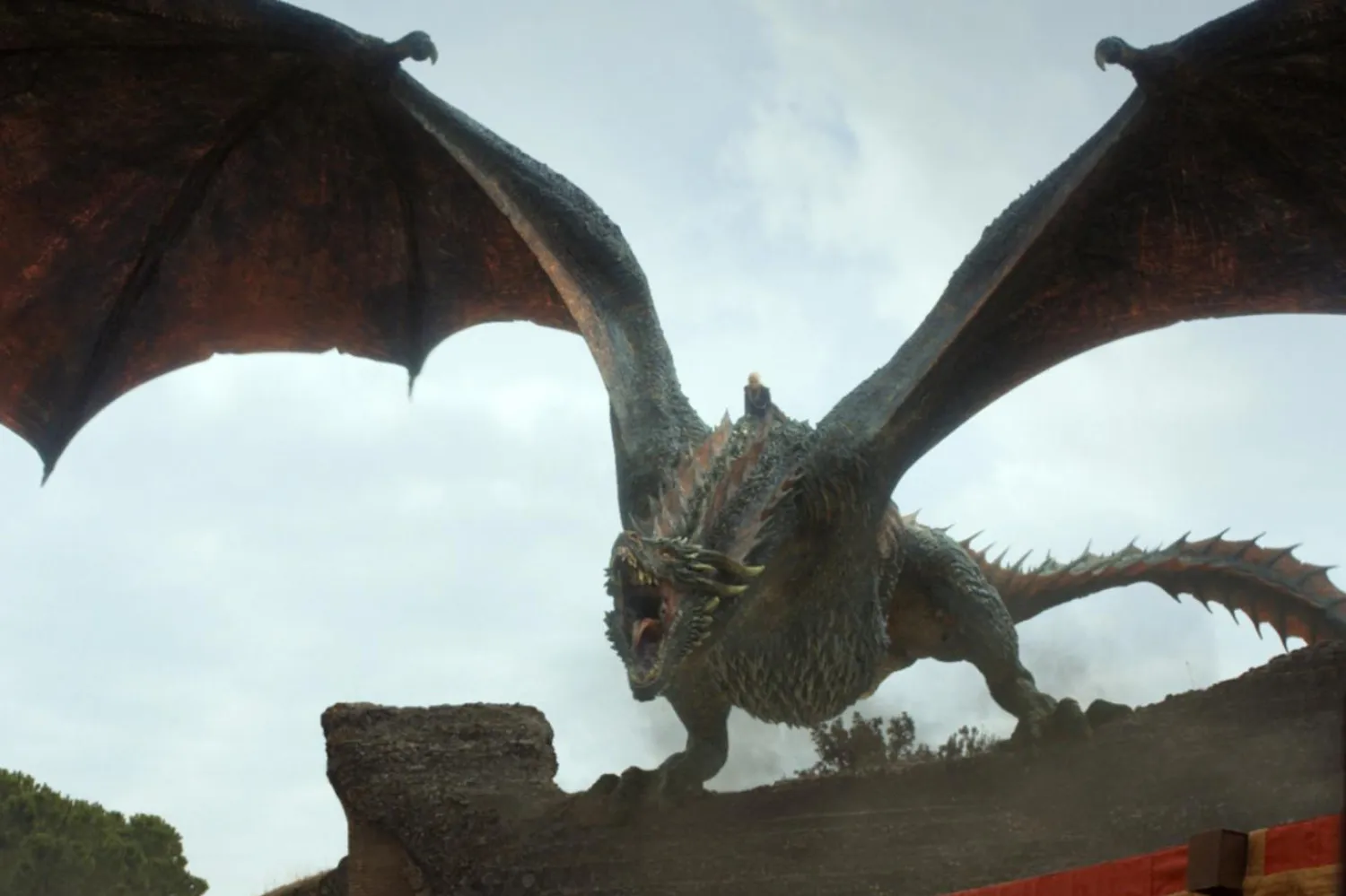 House of the Dragon, George R. R. Martin'in Ateş ve Kan kitabına dayanıyor (HBO)