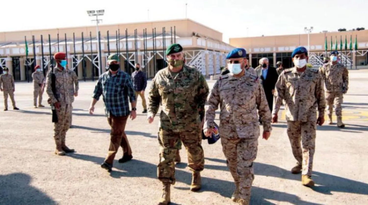Saudi Arabia’s Chief of General Staff Gen. Fayyad Al-Ruwaili received Chairman of the US Joint Chiefs of Staff Lt.-Gen. Mark Milley. (SPA)