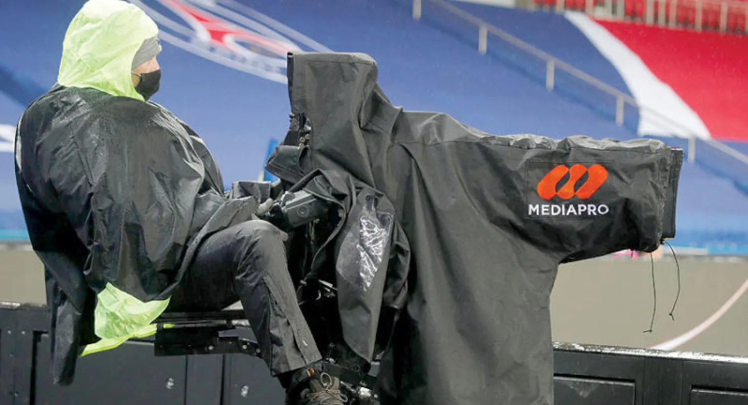 كاميرات «ميديابرو» تنسحب من تغطية مباريات الدوري الفرنسي (رويترز)