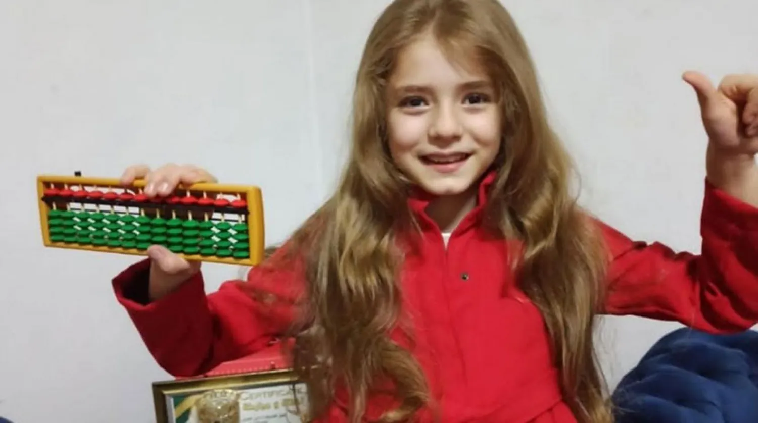 Suriyeli Sare karmaşık zihinsel işlemlerde dünya çapında bir başarı elde etti (The Independent Arabia)