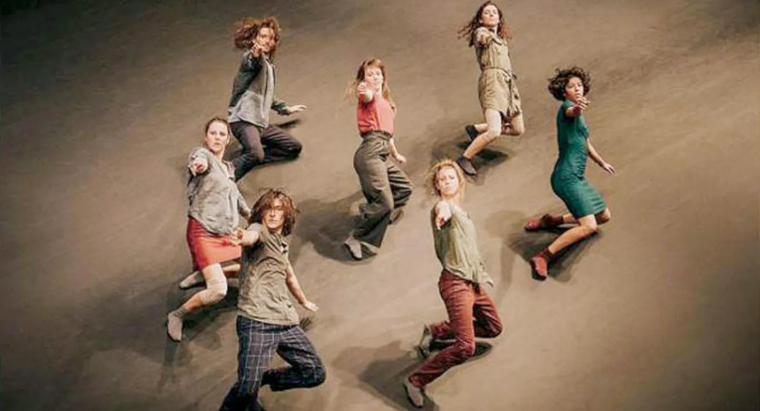 أحد عروض مهرجان الرقص المعاصر