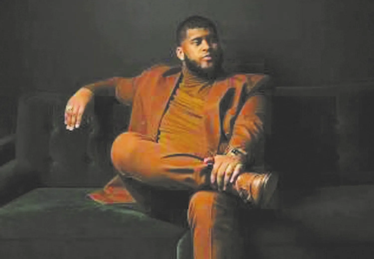 «ريهانا» قدمت عارض الأزياء ستيفن غرين صاحب المقاس الكبير (حسابه الرسمي على إنستغرام)