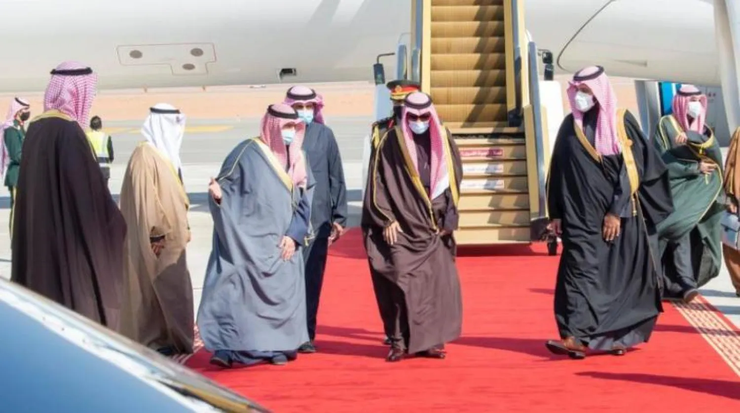 Kuveyt Emiri Şeyh Nevvaf el-Ahmed el-Cabir es-Sabah Veliaht Prens Muhammed bin Selman tarafından karşılandı (SPA)