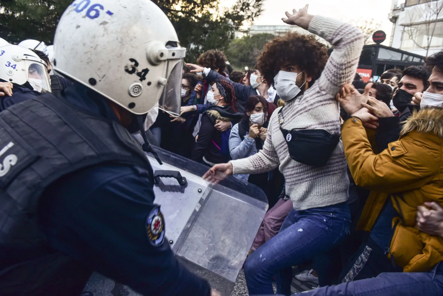 Police in riot gear clash with students of Bogazici University, in Istanbul, Monday, Jan 4, 2021. (AP Photo/Zeynep Kuray)