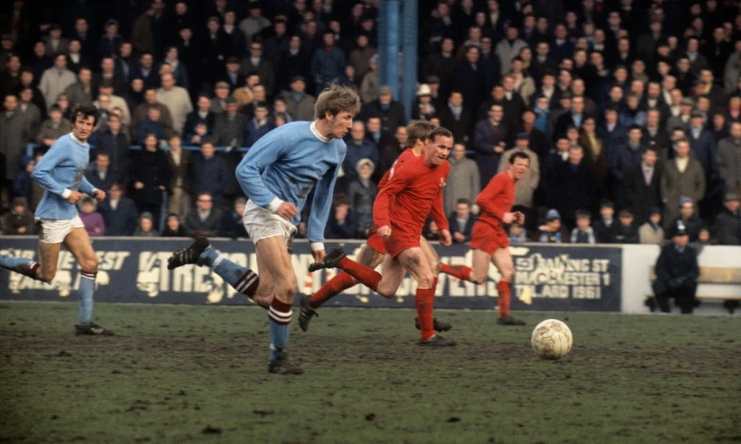  Colin Bell eats up the turf on a breakaway move during a First Division match against Liverpool in August 1969 Photograph: Pa Photos/PA
