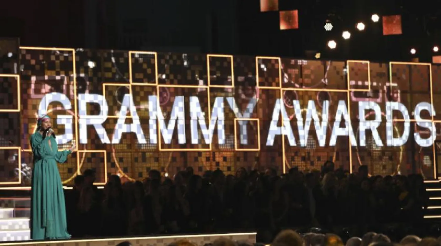 Alicia Keys geçen yıl Los Angeles'ta düzenlenen Grammy gecesinde konser verdi (AP)
