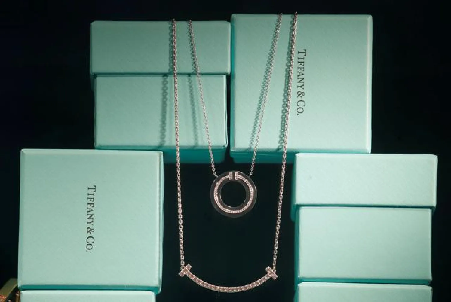 FILE PHOTO: Tiffany & Co. jewelry is displayed in a store in Paris, France, November 25, 2019. REUTERS/Gonzalo Fuentes/File Photo
