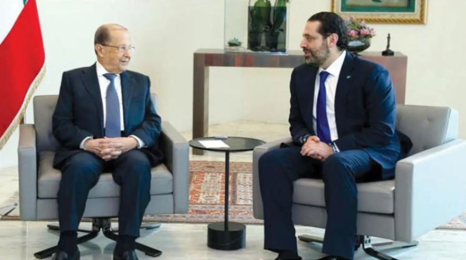 Lübnan Cumhurbaşkanı Mişel Avn ve Saad Hariri daha önce gerçekeşen bir görüşmede (NNA)