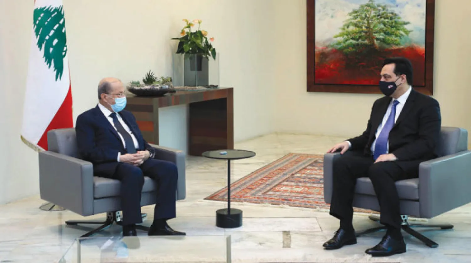 اللقاء بين الرئيسين عون ودياب الذي تسرب منه «فيديو الكذب» (دالاتي ونهرا)