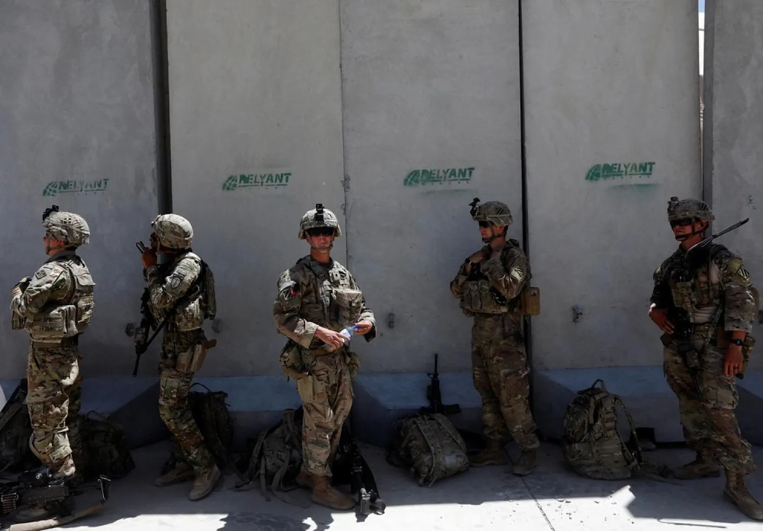 US troops wait at their base to fly to a training and advisory mission at an Afghan National Army (ANA) Base in Logar province, Afghanistan August 7, 2018. (Reuters)