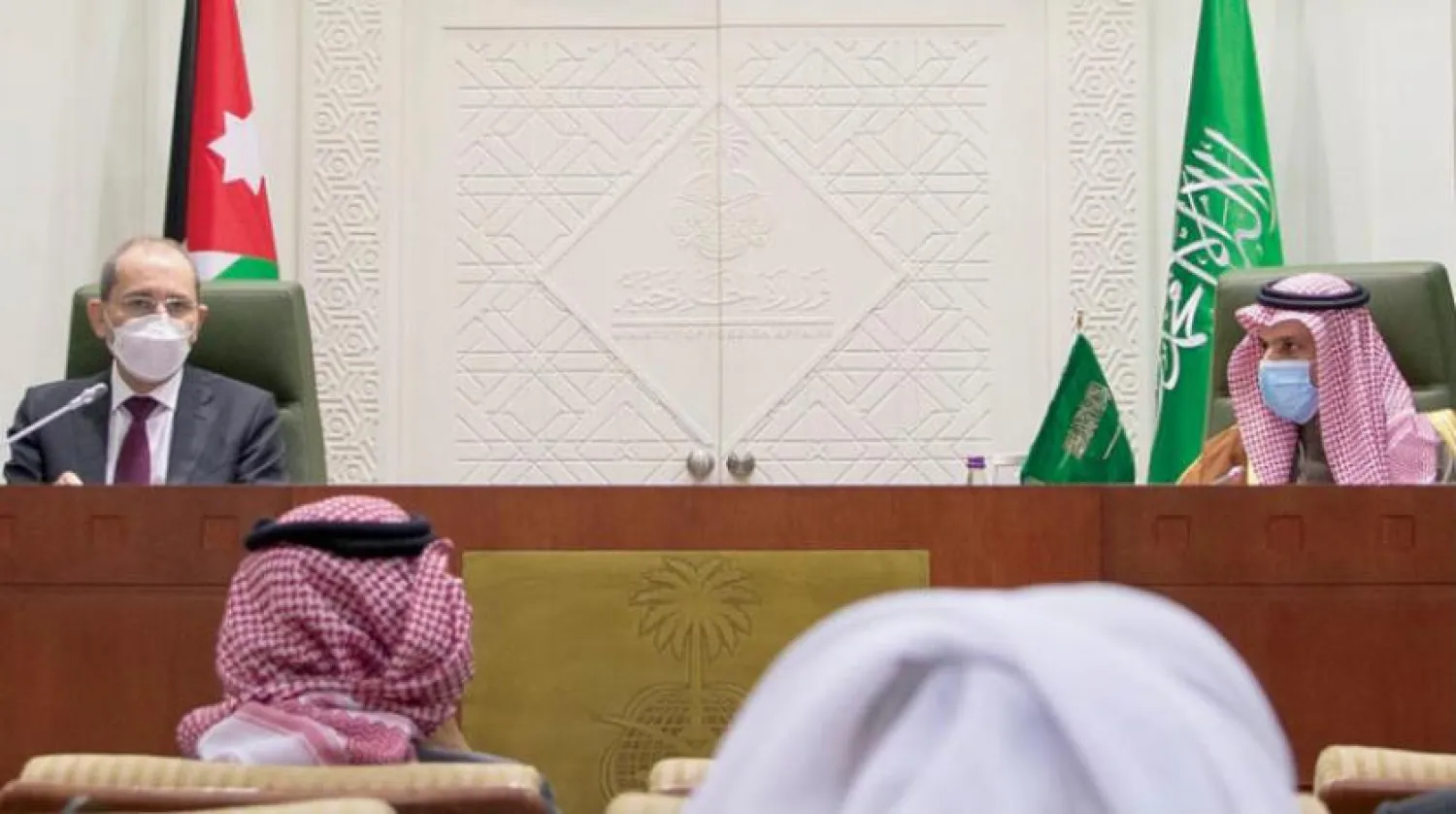 Saudi Foreign Minister Prince Faisal bin Farhan and Jordanian FM Ayman Al-Safadi hold a joint press conference. (SPA)

