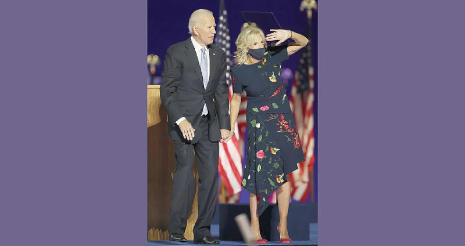 جيل بايدن وأسلوب كلاسيكي  في اختيار الأزياء (غيتي)