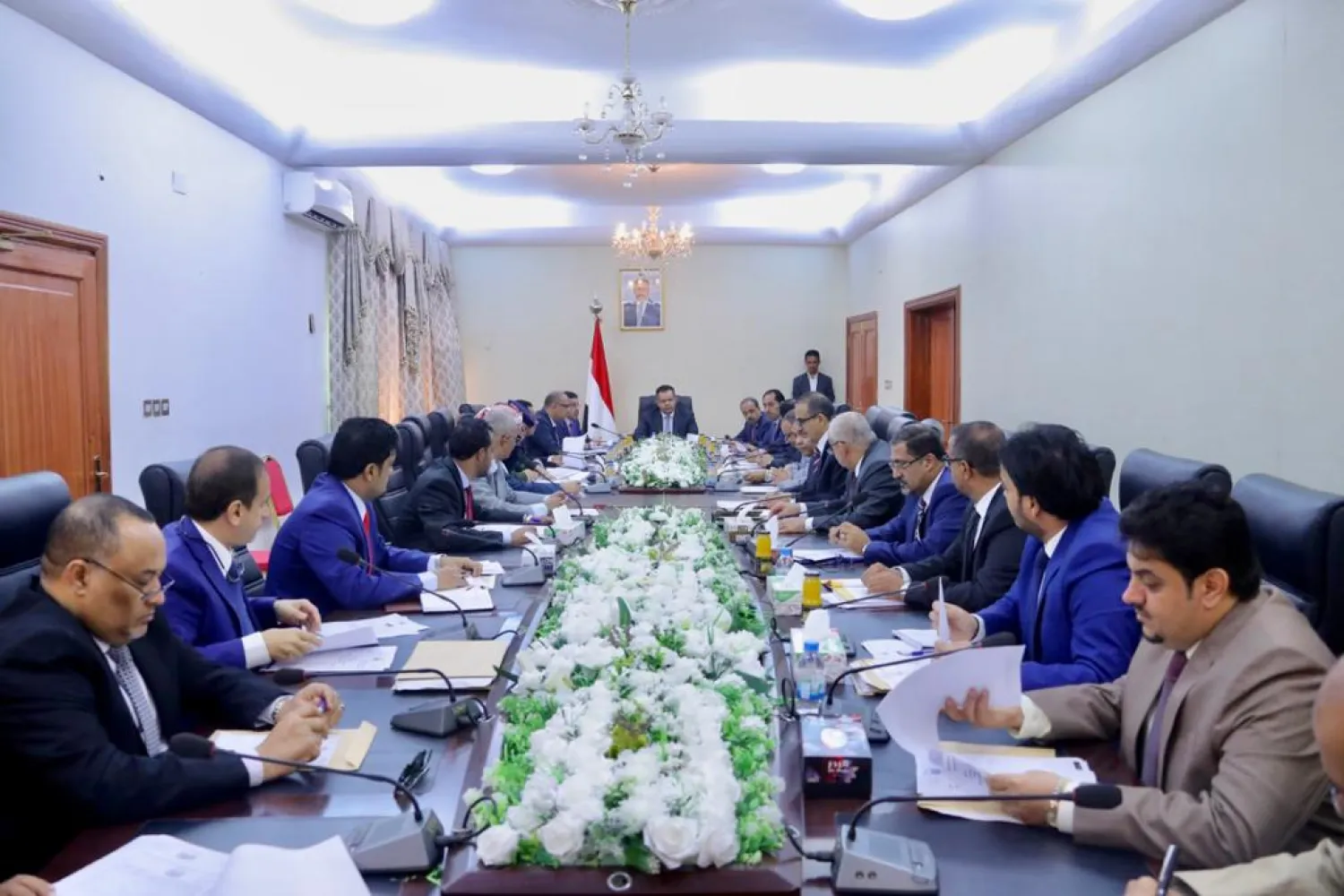 Yemeni cabinet session (Saba News Agency)