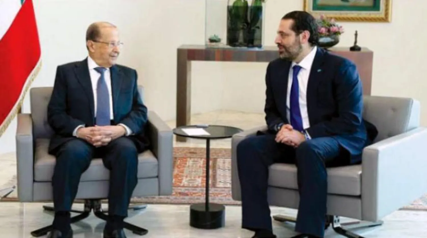 Avn ve Hariri’nin eski toplantılarından bir görüntü. (NNA)