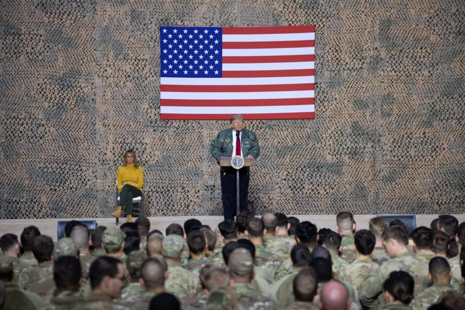 Donald Trump yönetiminin getirdiği yasak eleştirilere yol açmıştı (AFP)