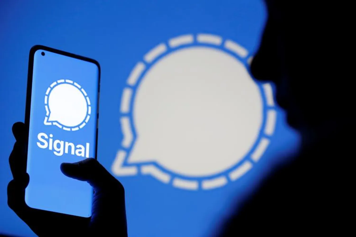 Signal logo via Reuters