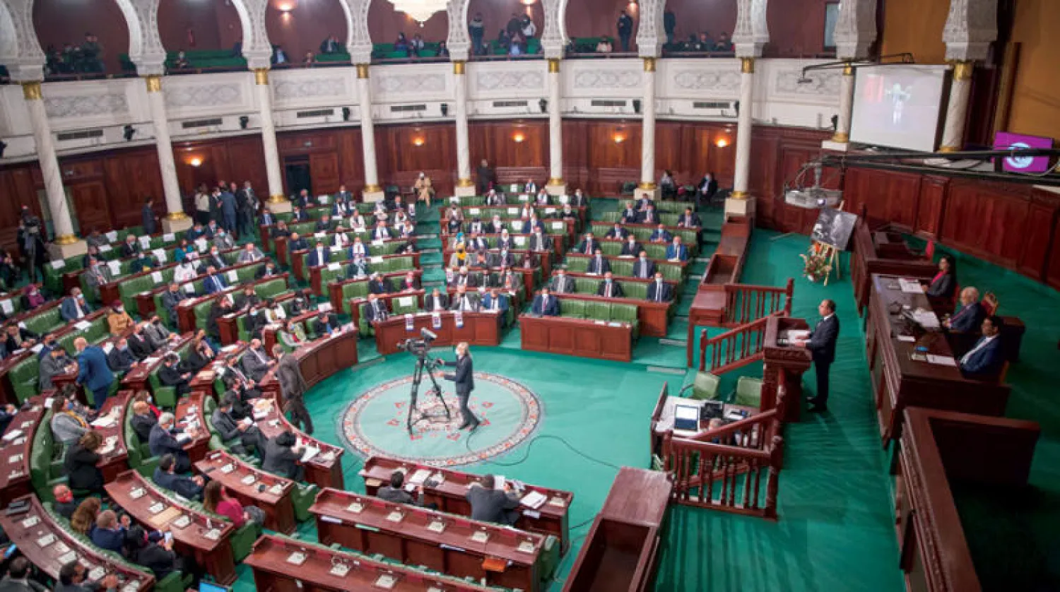 المشيشي يترأس جلسة البرلمان التونسي (أ.ب)