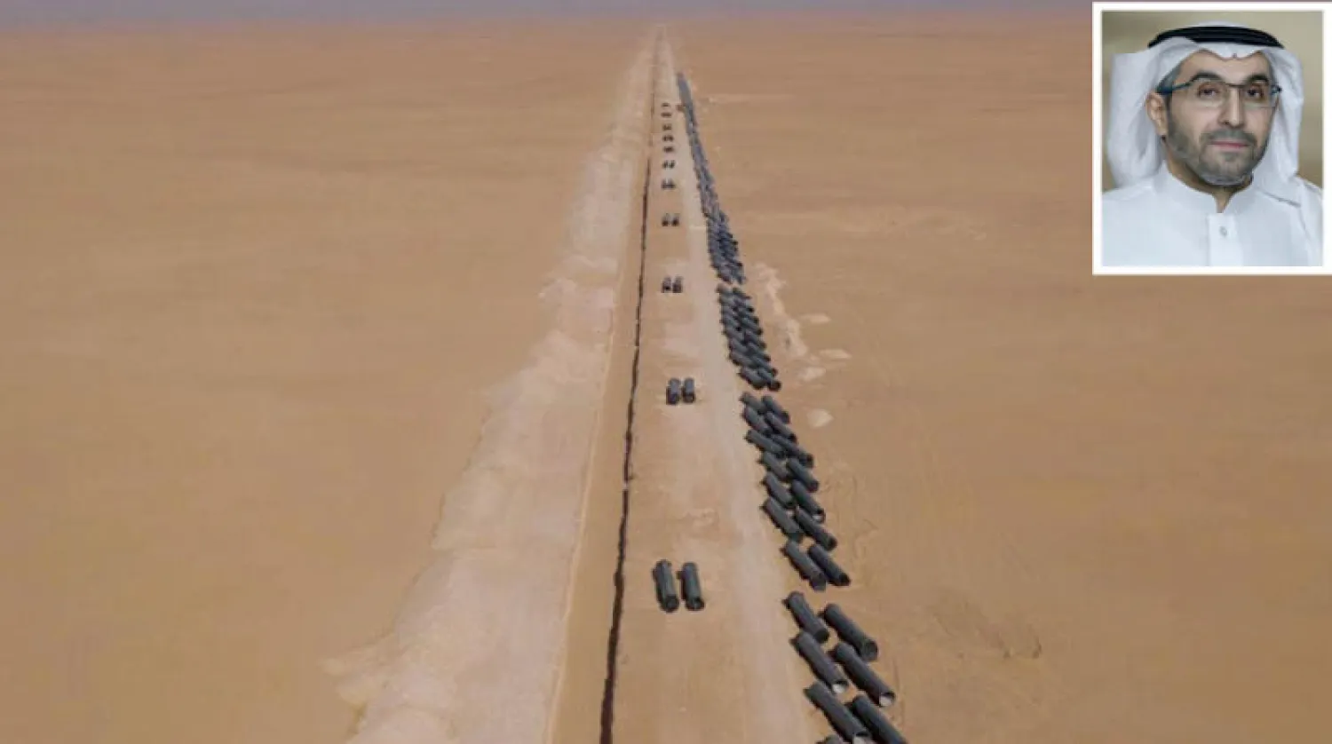 جهود كبرى لنقل المياه المحلاة عبر شَق آلاف الأميال في السعودية... وفي الإطار محافظ «تحلية المياه» المهندس عبد الله العبد الكريم (الشرق الأوسط)