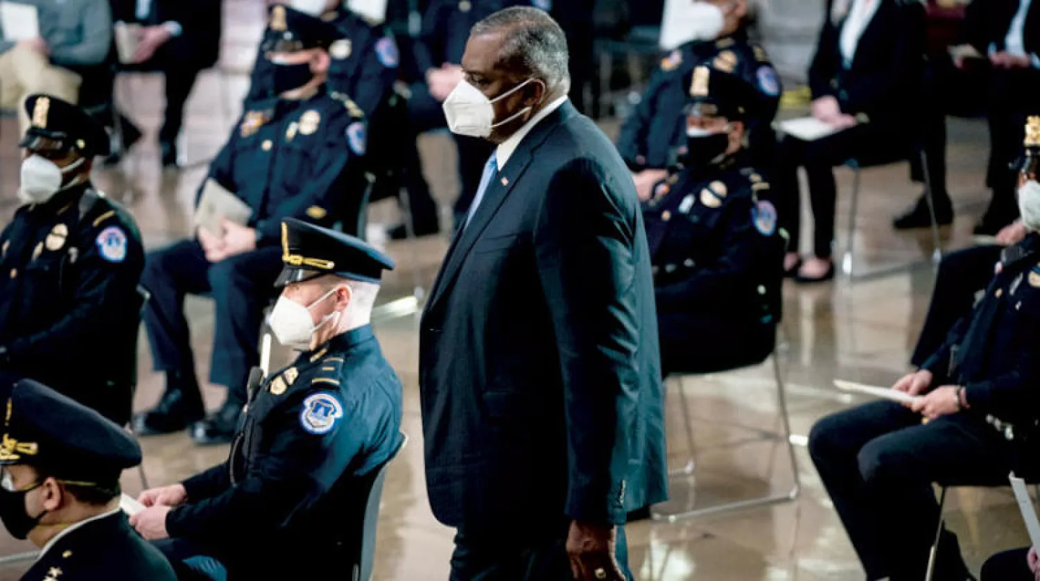 وزير الدفاع لدى تكريمه ذكرى الشرطي سيكنيك في الكونغرس الأربعاء (إ.ب.أ)